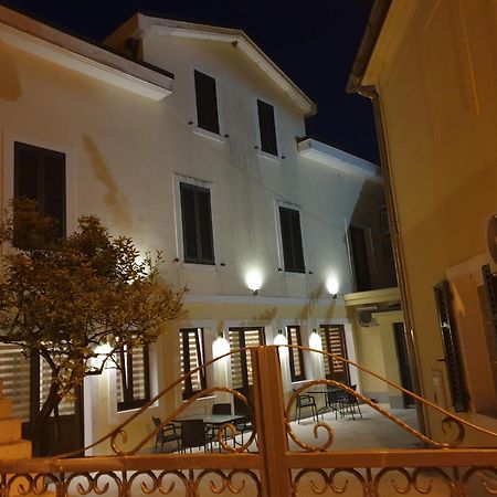 Kotor Center W Apartment Стая снимка