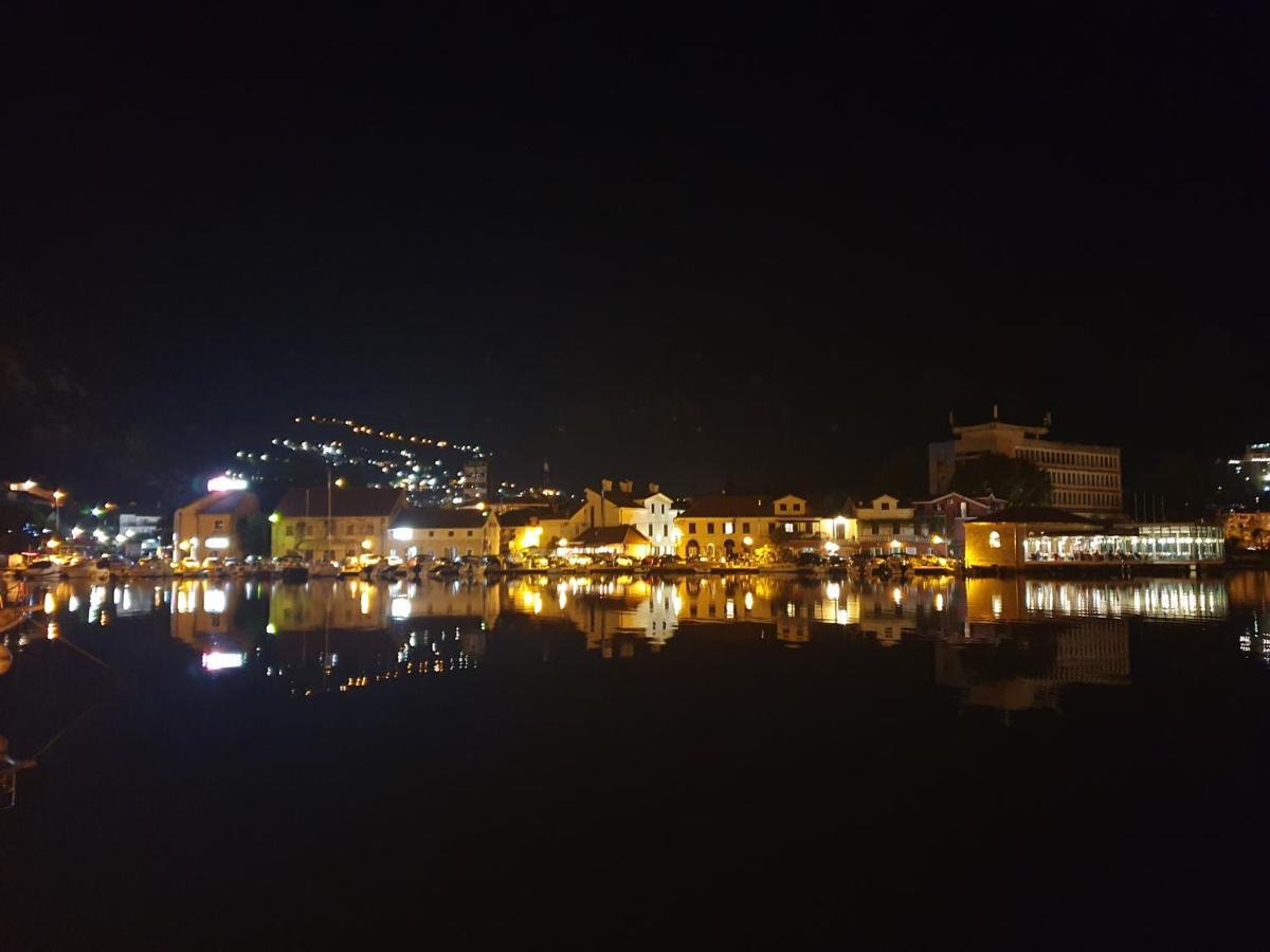 Kotor Center W Apartment Екстериор снимка